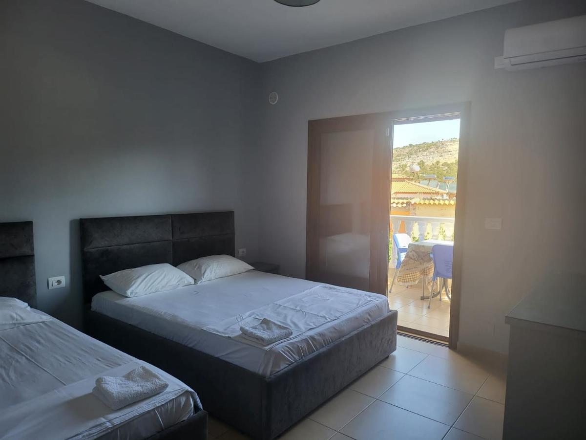 Vila Chelsea Εξαμίλιο Εξωτερικό φωτογραφία
