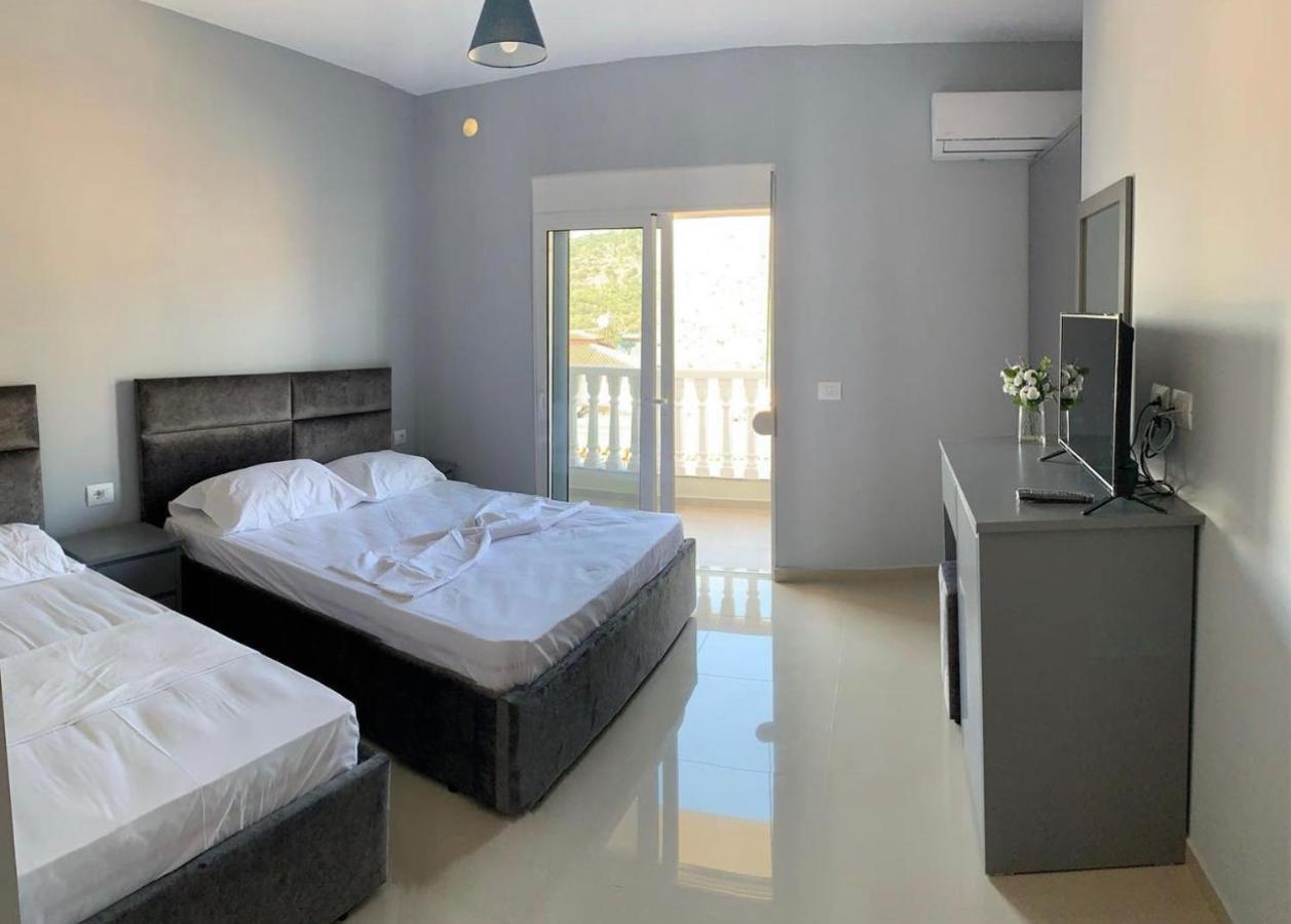 Vila Chelsea Εξαμίλιο Εξωτερικό φωτογραφία